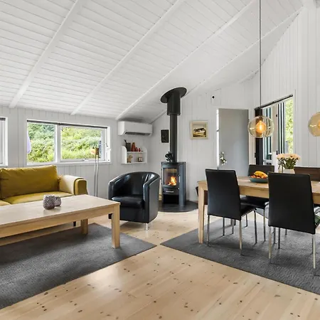 3 Bedroom Lovely In * Otterup