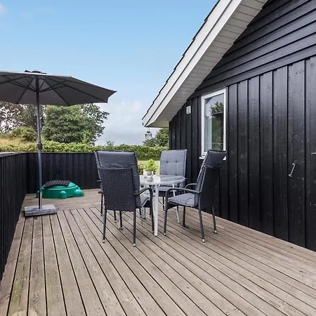 3 Bedroom Lovely In *